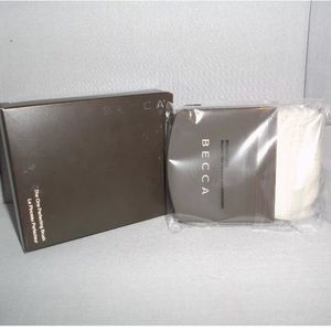 BECCA The One Perfecting Brush for Liquid